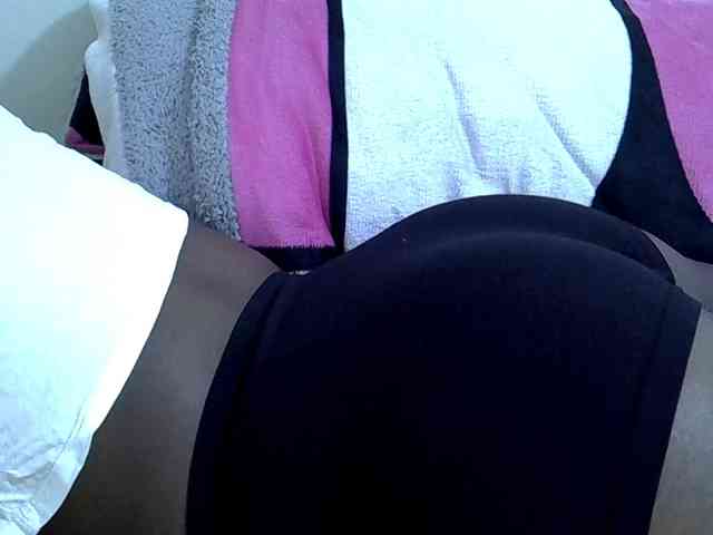 Sweetpie51 webcam