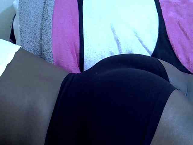 Sweetpie51 webcam