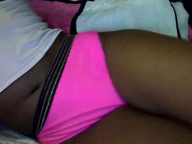 Sweetpie51 webcam