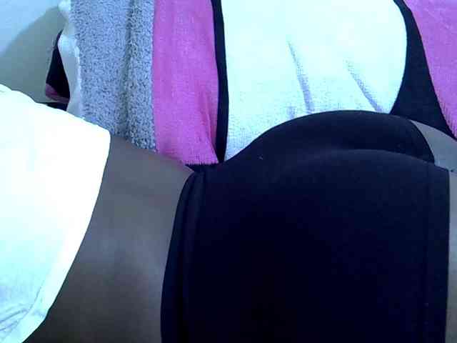 Sweetpie51 webcam