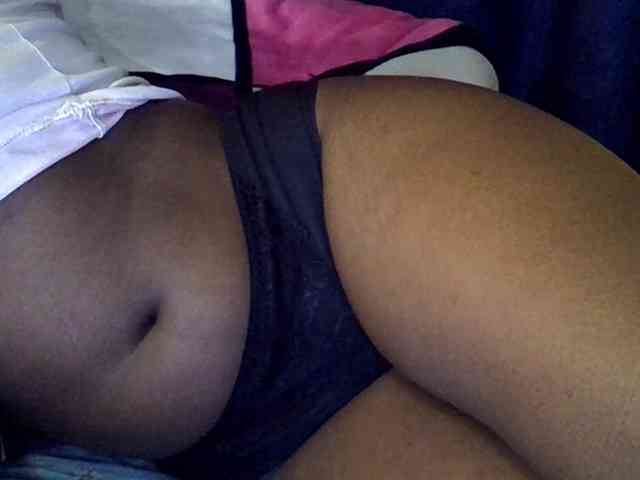 Sweetpie51 webcam