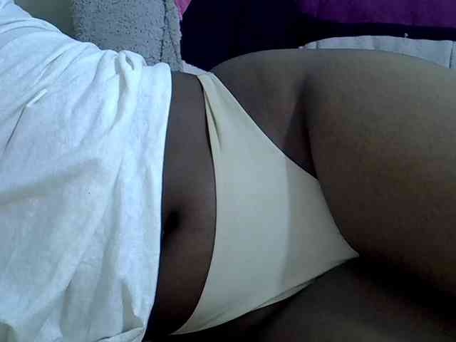 Sweetpie51 webcam
