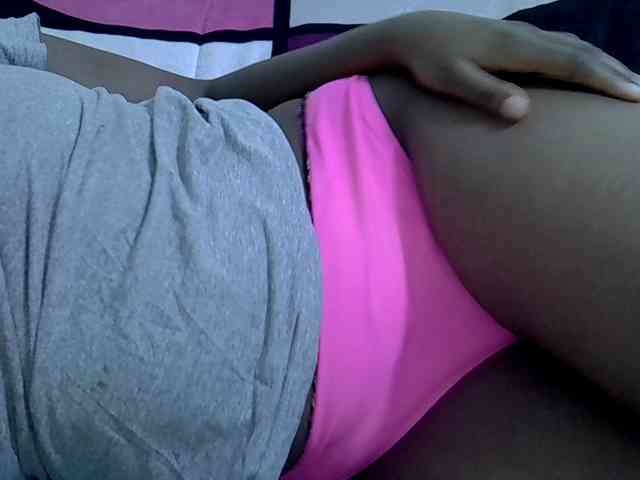 Sweetpie51 webcam