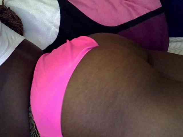 Sweetpie51 webcam