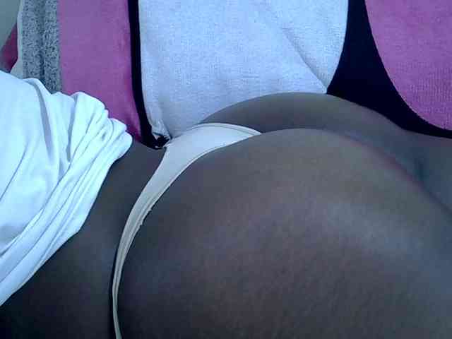 Sweetpie51 webcam