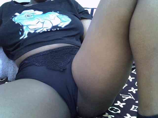 Sweetpie51 webcam