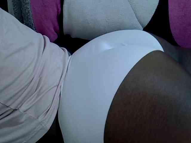 Sweetpie51 webcam