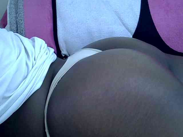 Sweetpie51 webcam