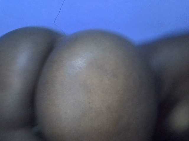 Ebonysexy99 on BongaCams 