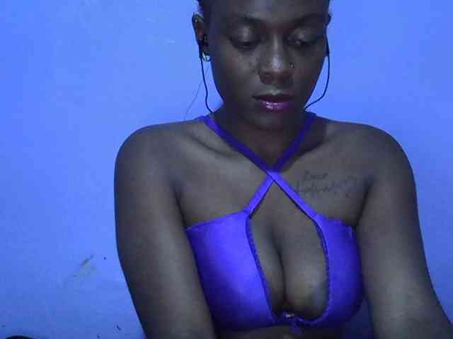 Ebonysexy99 webcam