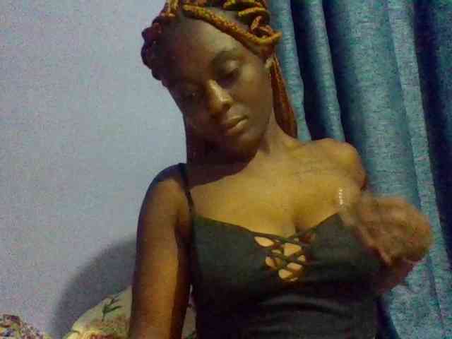 Ebonysexy99 webcam