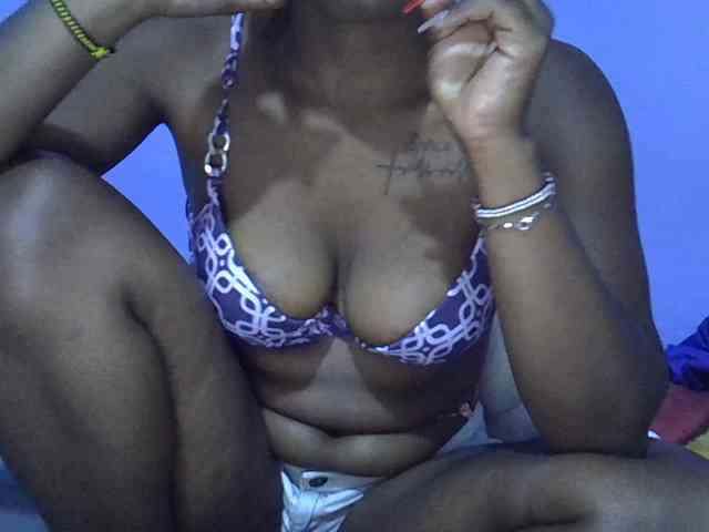 Ebonysexy99 webcam