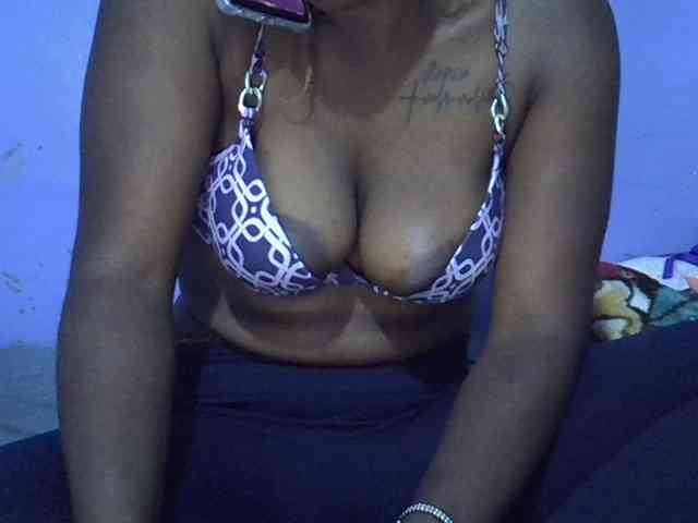 Ebonysexy99 webcam