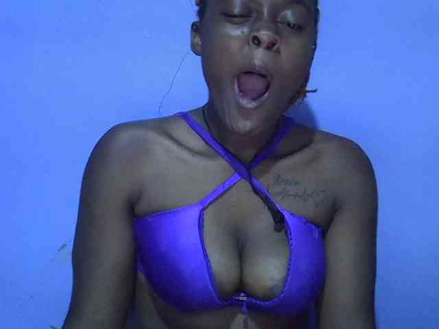 Ebonysexy99 webcam