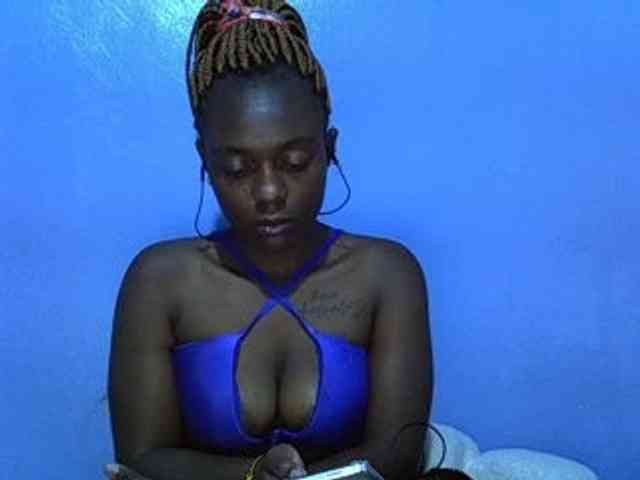 Ebonysexy99 webcam