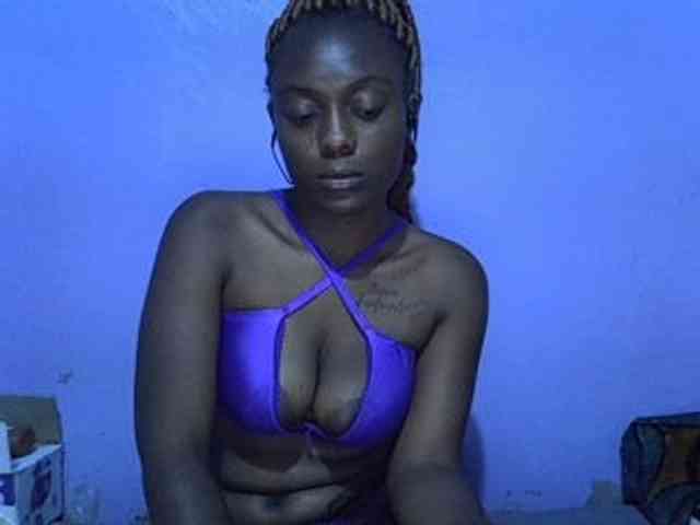 Ebonysexy99 Live Webcam on BongaCams