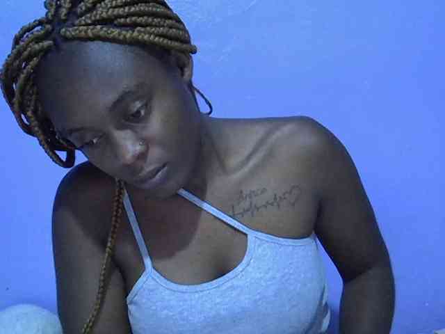 Ebonysexy99 webcam