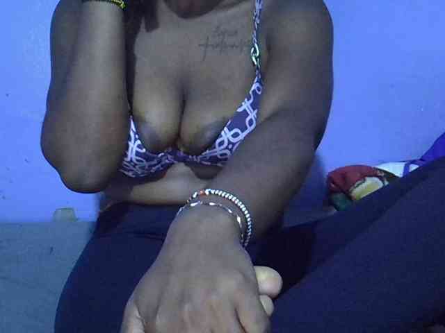 Ebonysexy99 webcam