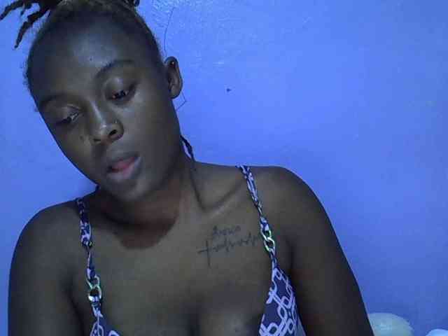 Ebonysexy99 webcam