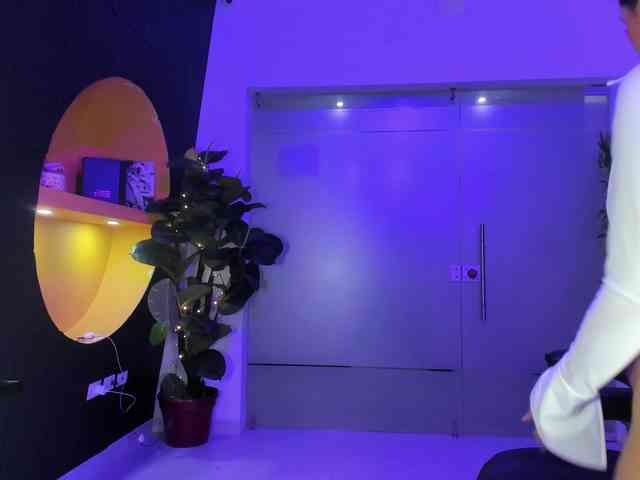 SamantaKane webcam