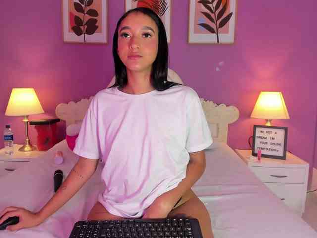 SamantaKane webcam