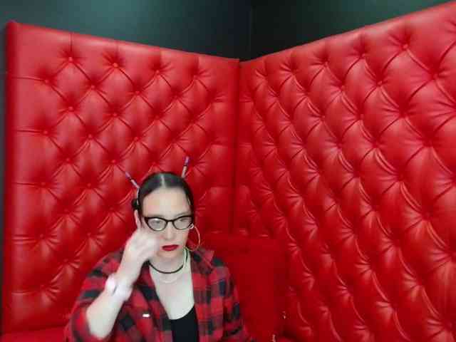 AvaNahomi webcam