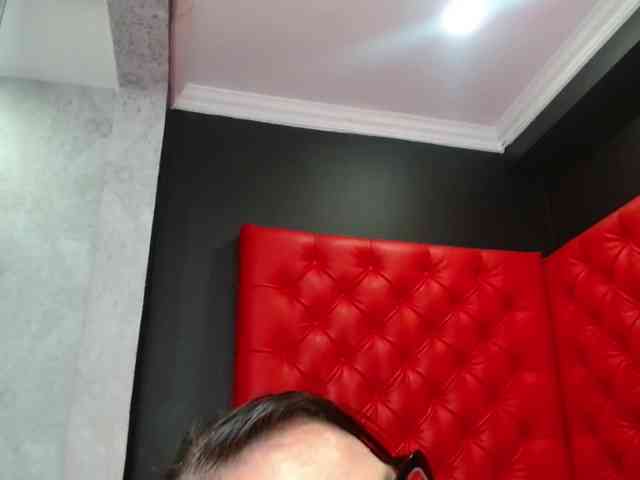 AvaNahomi webcam