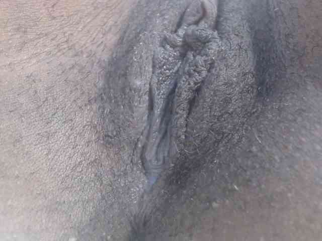 Mona_Keyis webcam