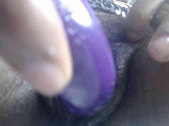Mona_Keyis webcam