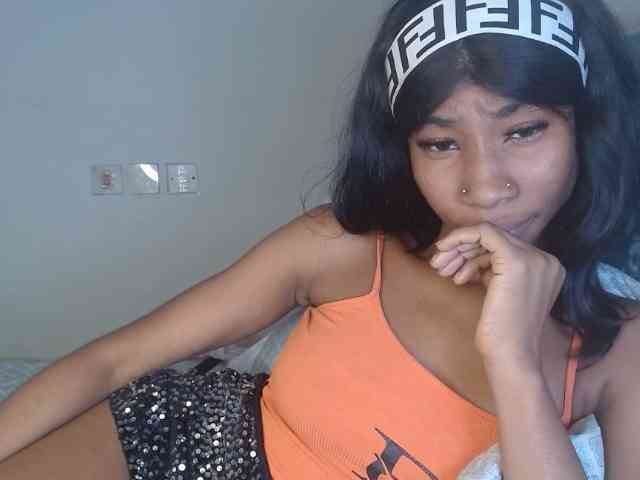 real webcam sex MonaKeys