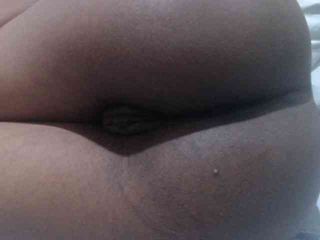 Mona_Keyis webcam