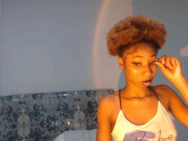 live web cam online MonaKeys
