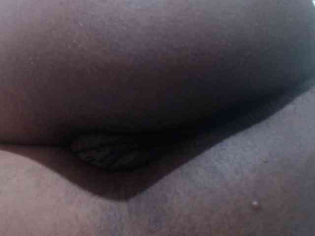 Mona_Keyis webcam