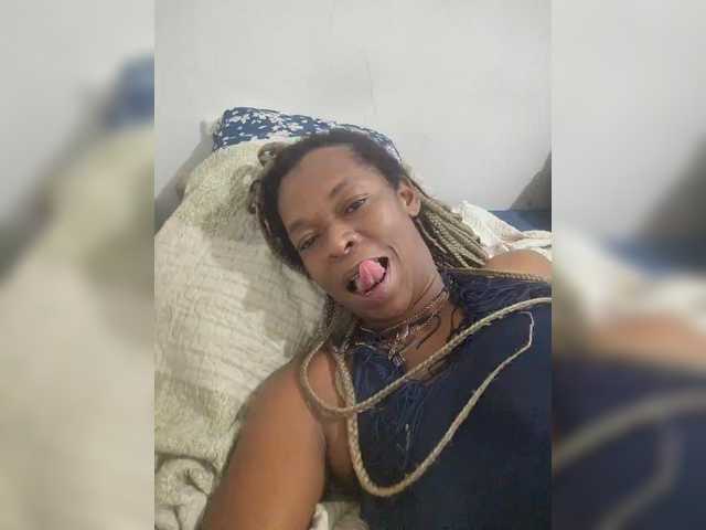 Lisagi's BongaCams show and profile