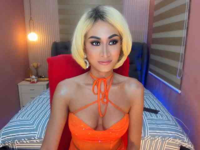 LavanderEve Live Webcam on BongaCams