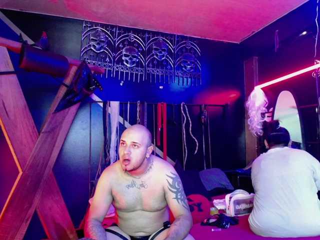 YiingandYang's BongaCams show and profile