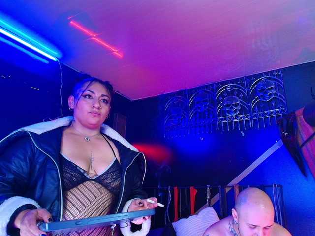 YiingandYang's BongaCams show and profile