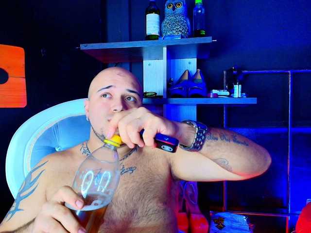 YiingandYang's BongaCams show and profile