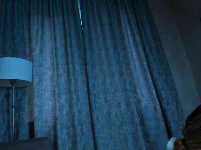 Blond-Whine webcam