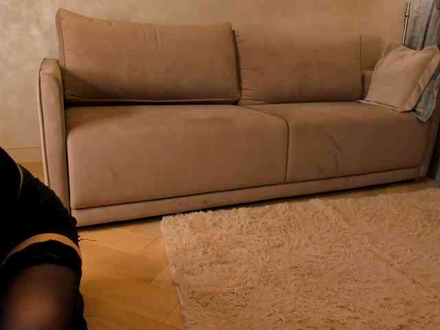 Blond-Whine webcam