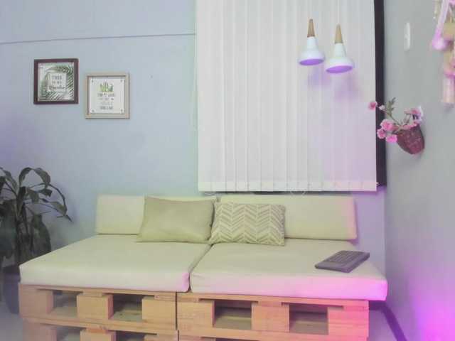 Maddy-Norton's BongaCams show and profile