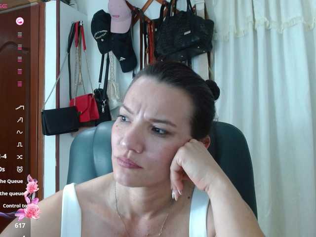 Briggiteskyangels's BongaCams show and profile