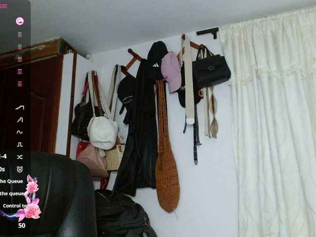 Briggiteskyangels's BongaCams show and profile