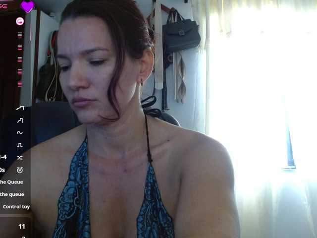 Briggiteskyangels's BongaCams show and profile