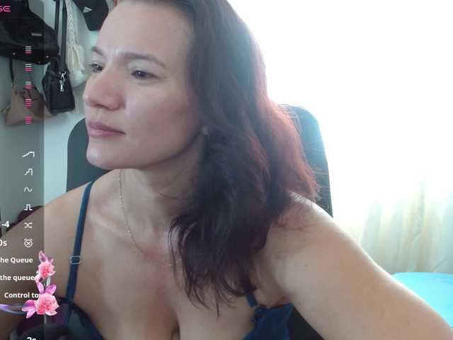 Briggiteskyangels's BongaCams show and profile