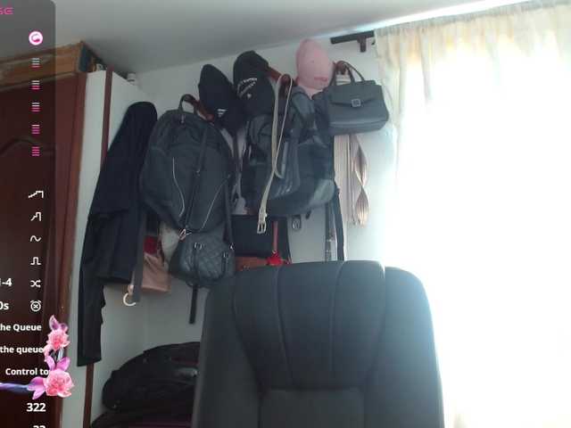 Briggiteskyangels's BongaCams show and profile