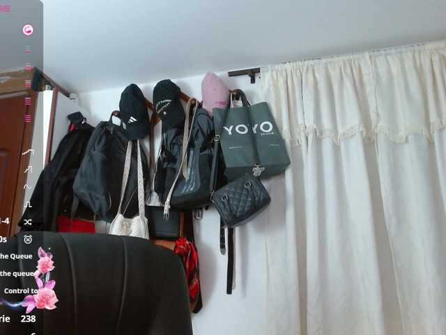 Briggiteskyangels's BongaCams show and profile