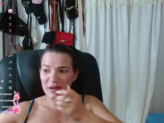 Briggiteskyangels webcam