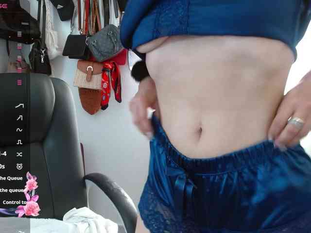 Briggiteskyangels webcam