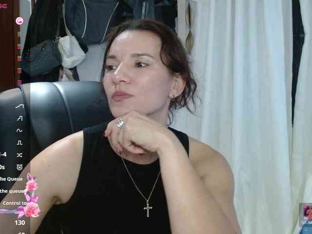 Briggiteskyangel... Live Webcam on BongaCams